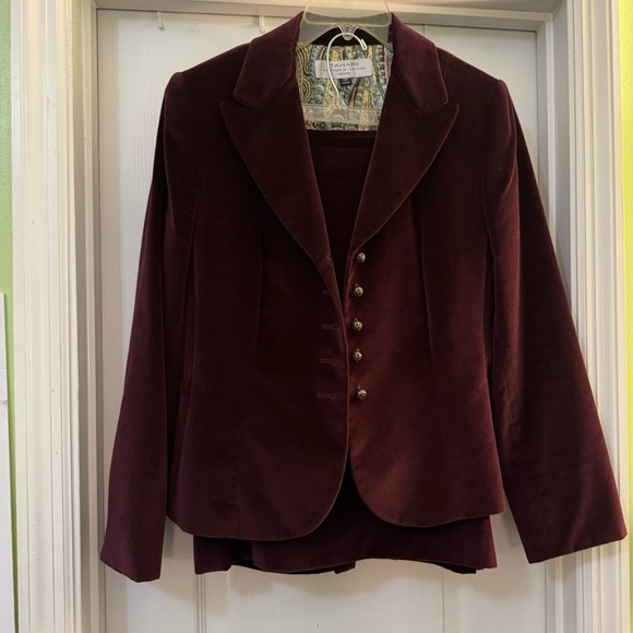 Tahari Arthur S. Levine Petite Velvet Skirt Suit Set - Picture 1 of 14